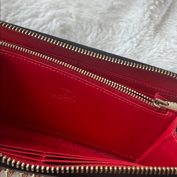 CHRISTIAN LOUBOUTIN Panettone Wallet with Spikes in Black/Gold - Picture 13 of 14